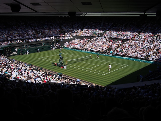 Tennismatch im Freien